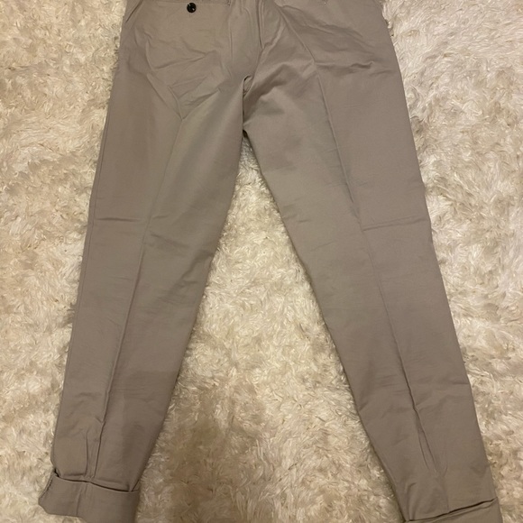 Pants- khaki trousers - Picture 2 of 3